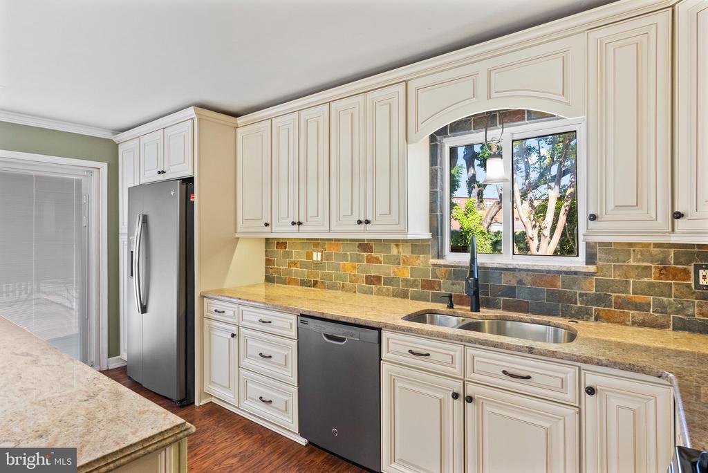 1313 SAINT MARK DRIVE