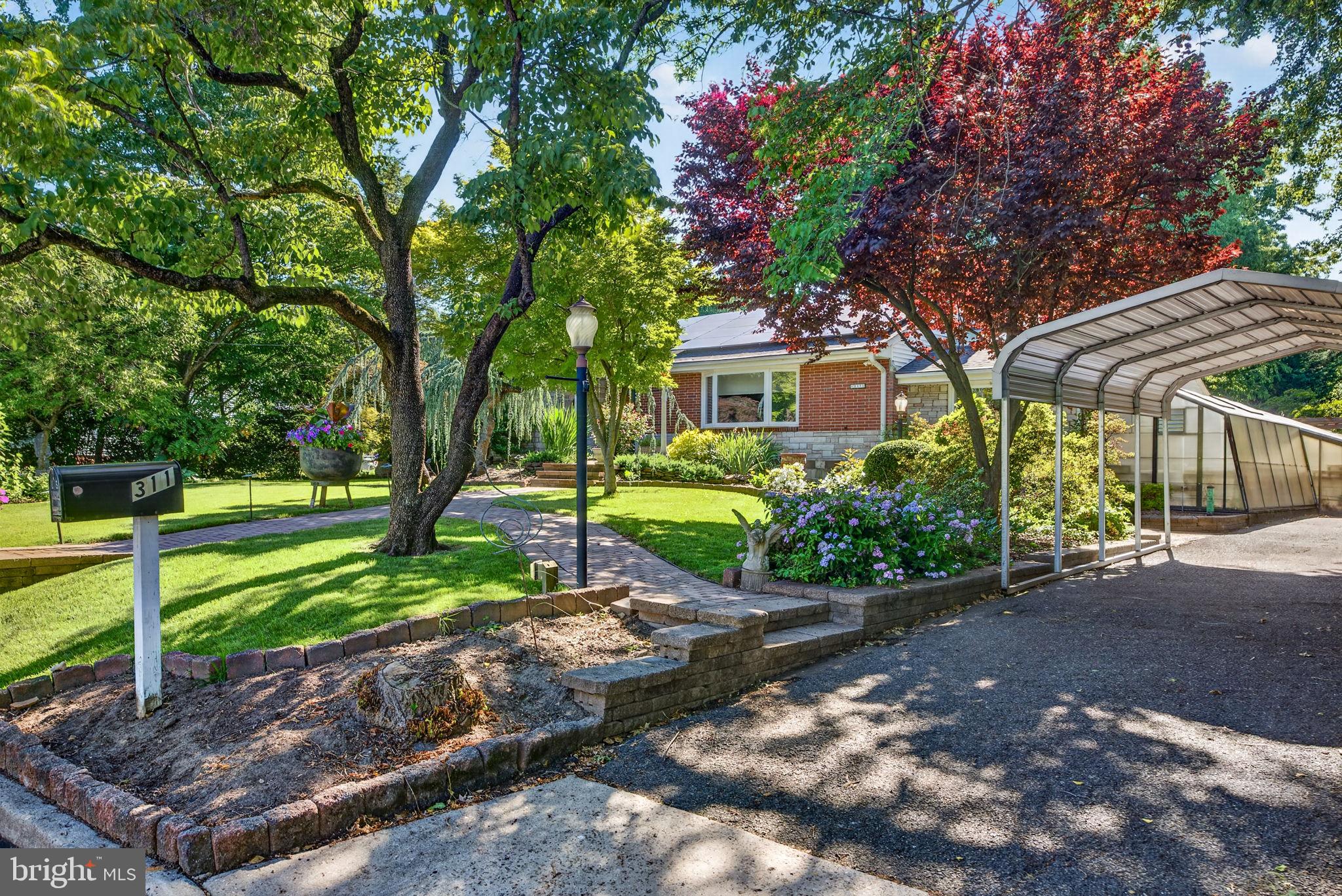311 OAK AVENUE