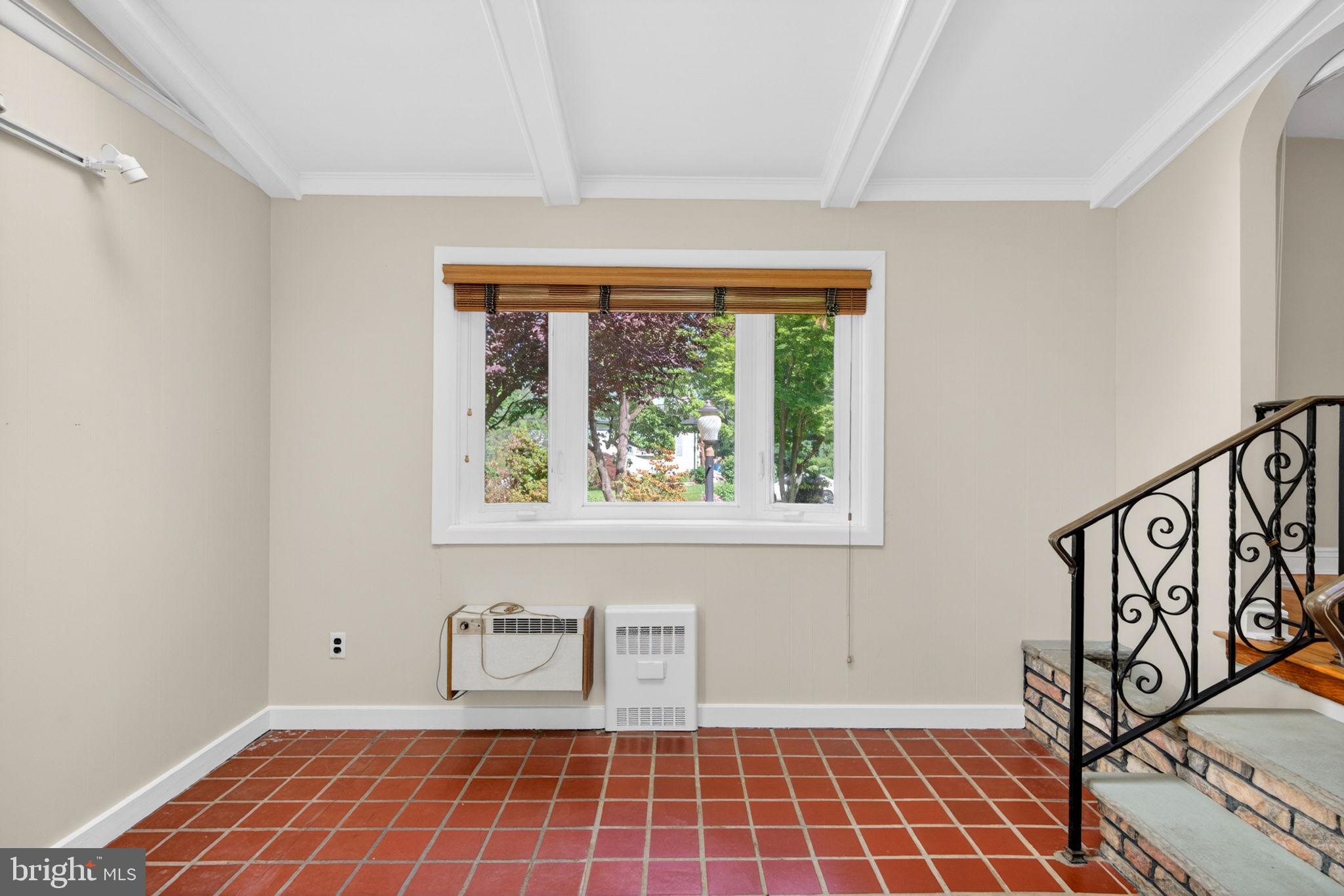 311 OAK AVENUE