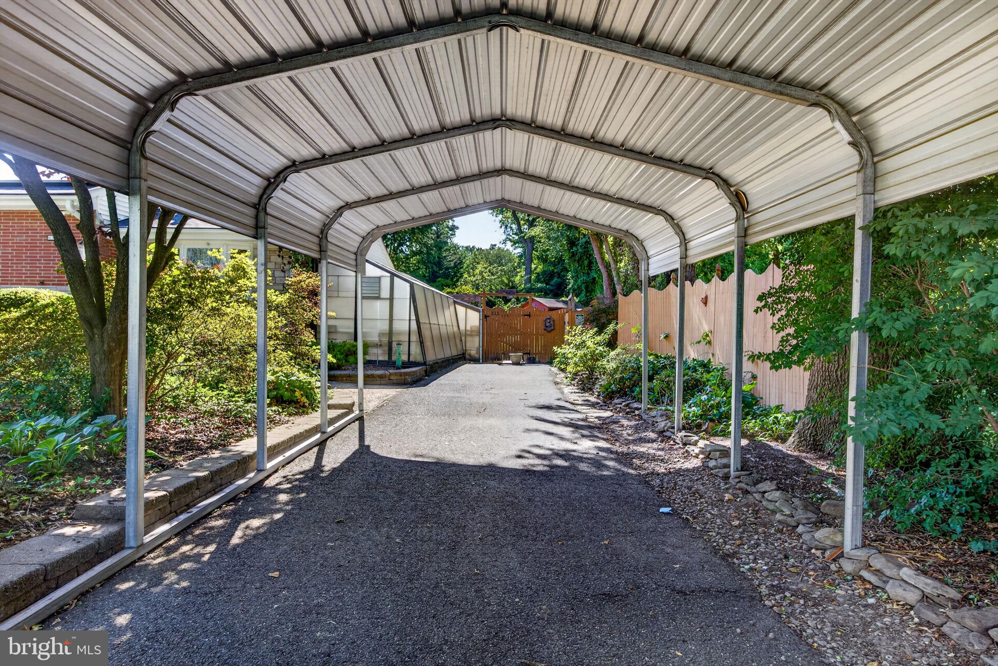 311 OAK AVENUE