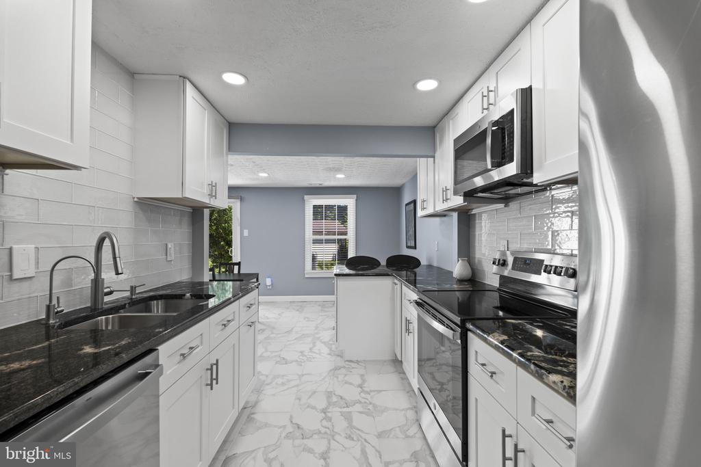76 SANDPIPER DRIVE