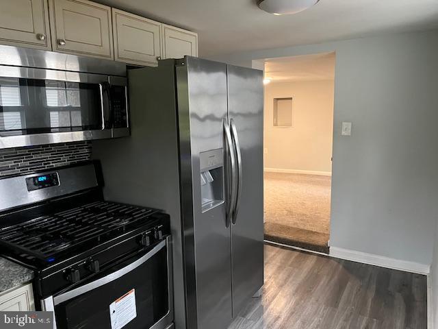 32 S CLEMENTON AVENUE