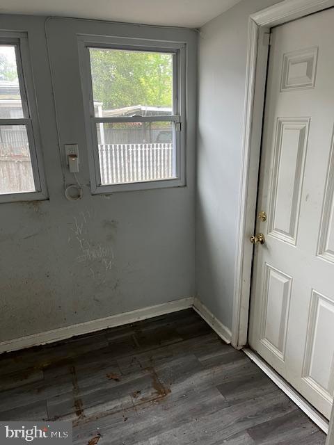 32 S CLEMENTON AVENUE