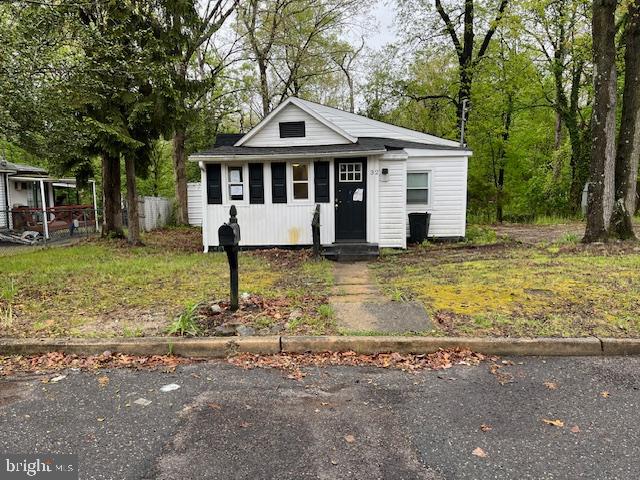 32 S CLEMENTON AVENUE