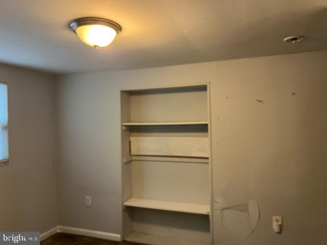 32 S CLEMENTON AVENUE