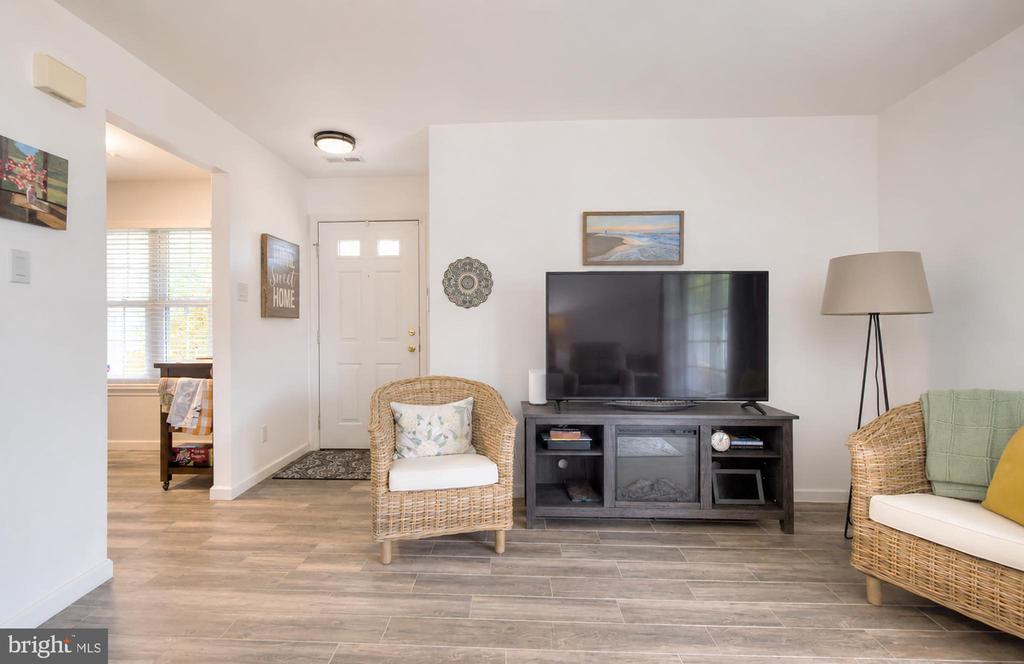 4307 ABERDEEN LANE