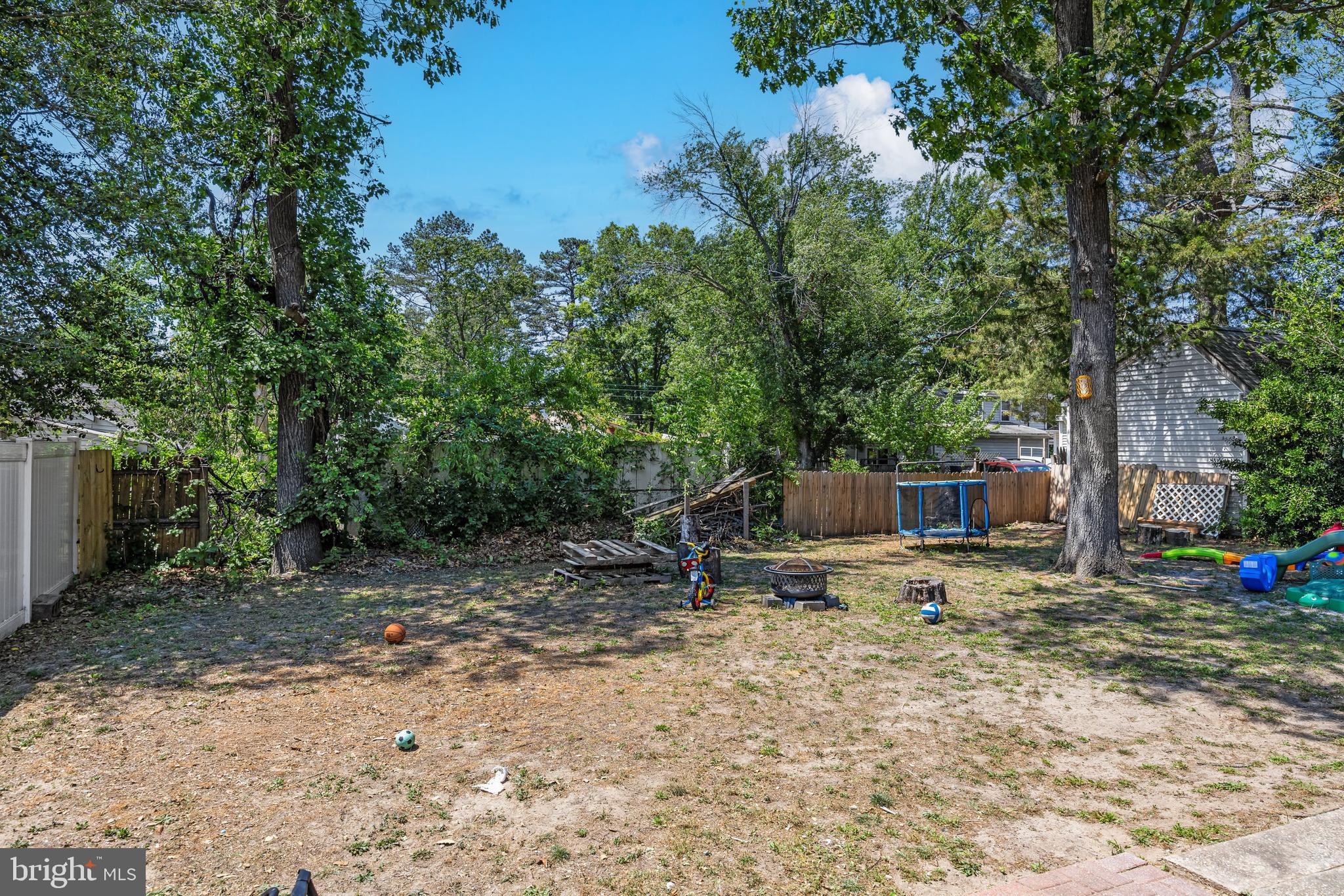 13 RANCOCAS AVENUE