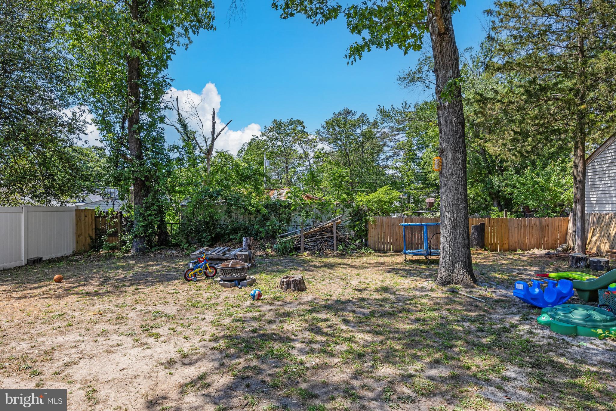 13 RANCOCAS AVENUE
