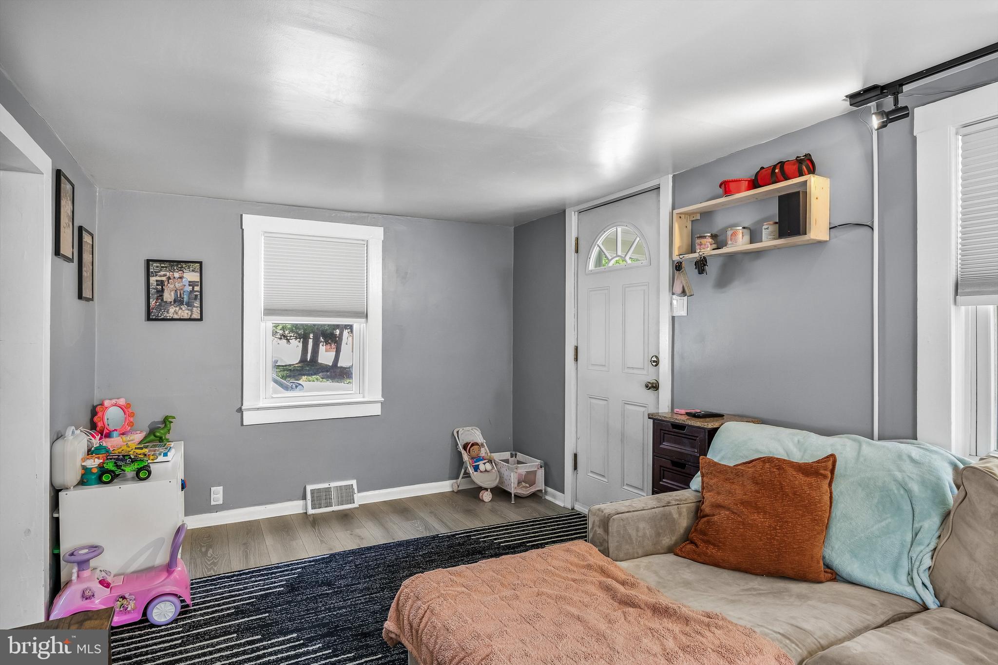 13 RANCOCAS AVENUE