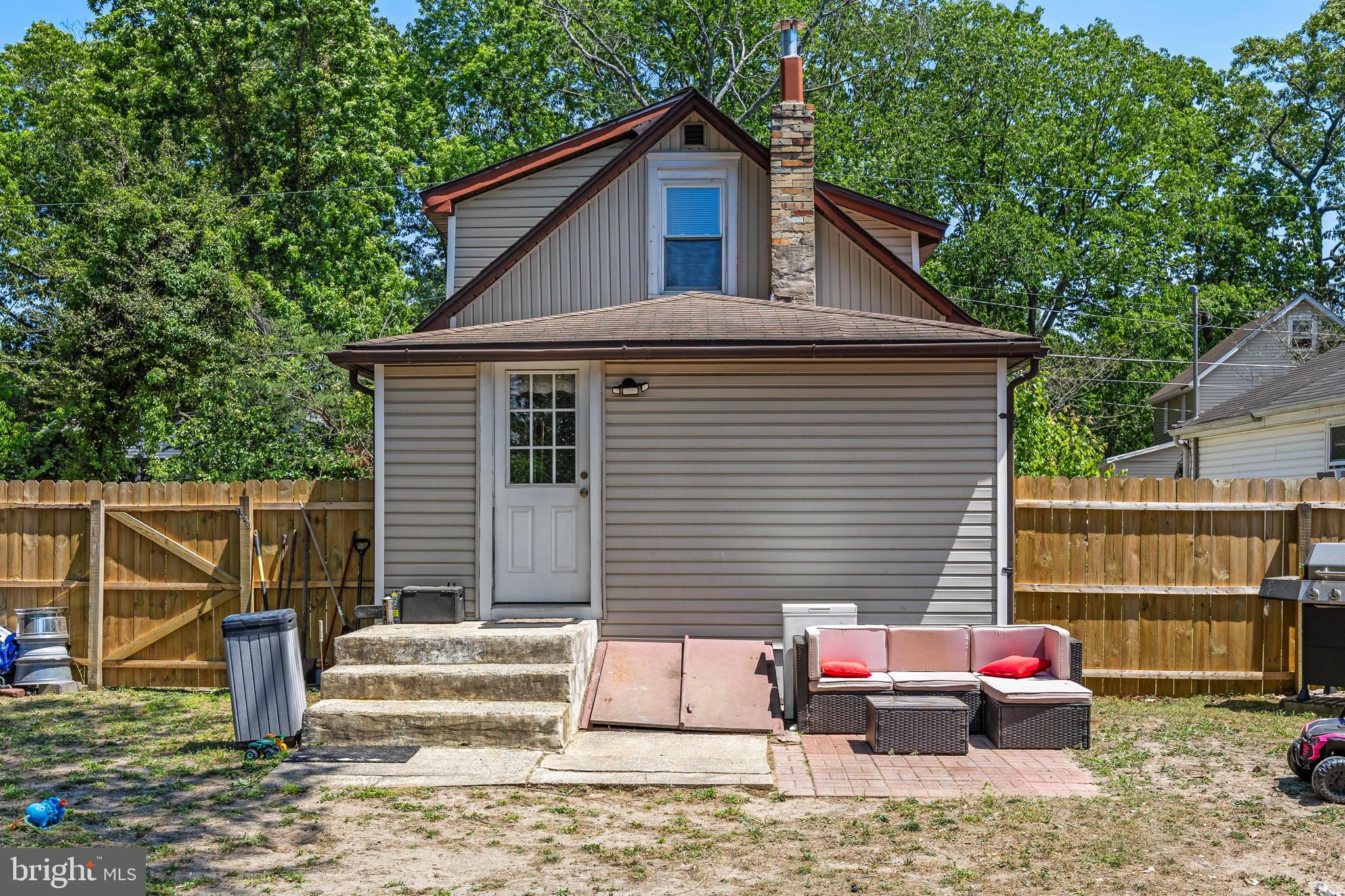 13 RANCOCAS AVENUE