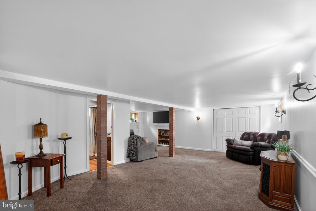 411 WASHINGTON TERRACE