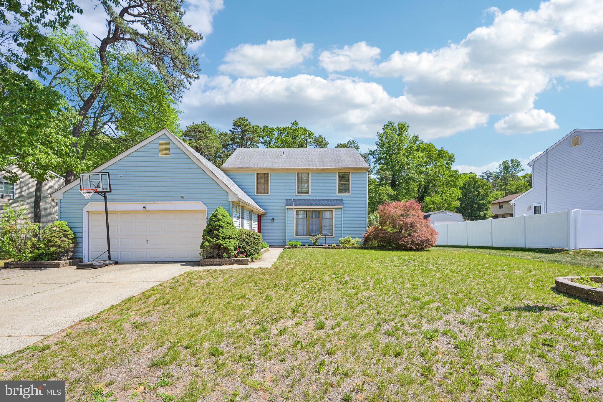 18 PINE GLEN DRIVE