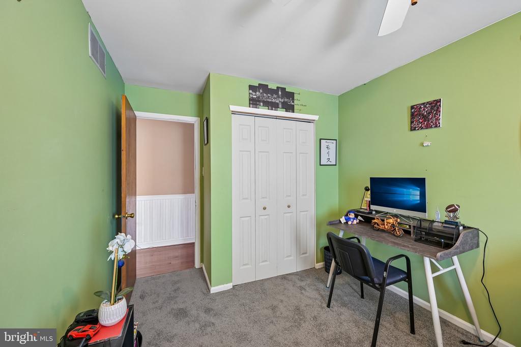18 PINE GLEN DRIVE