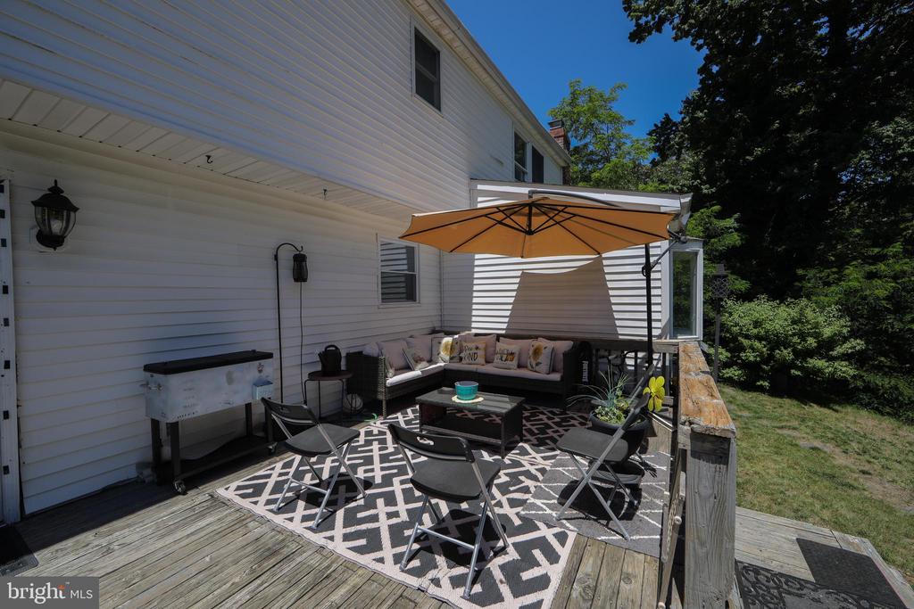 606 EASTWOOD DRIVE