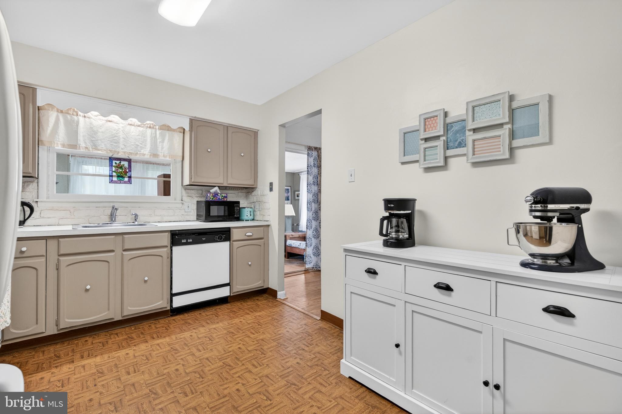 528 LEE ANN ROAD