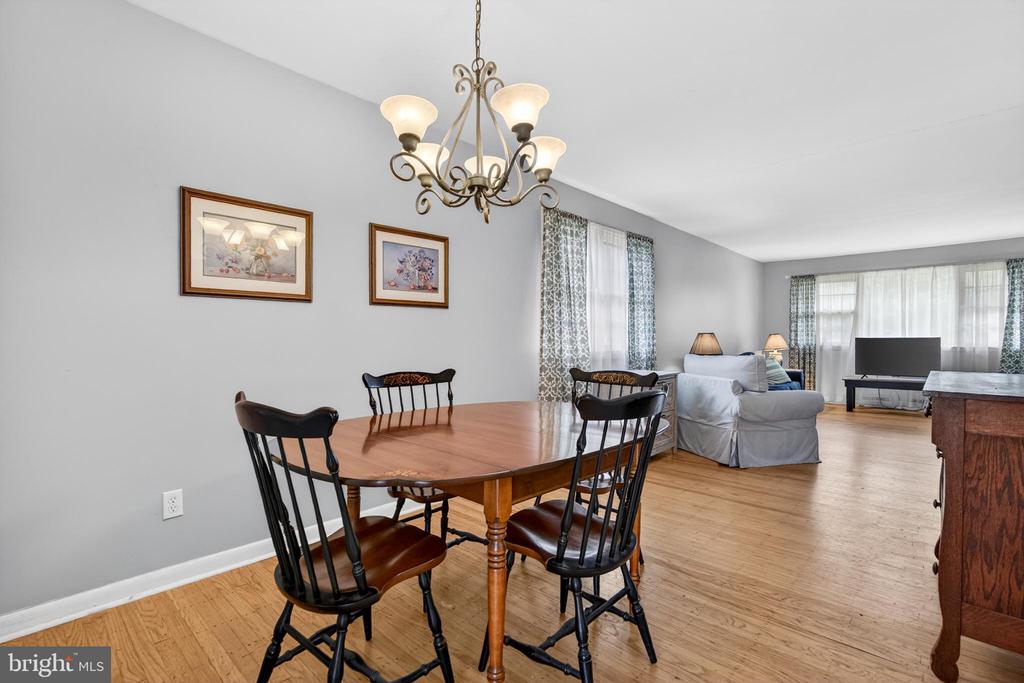 528 LEE ANN ROAD