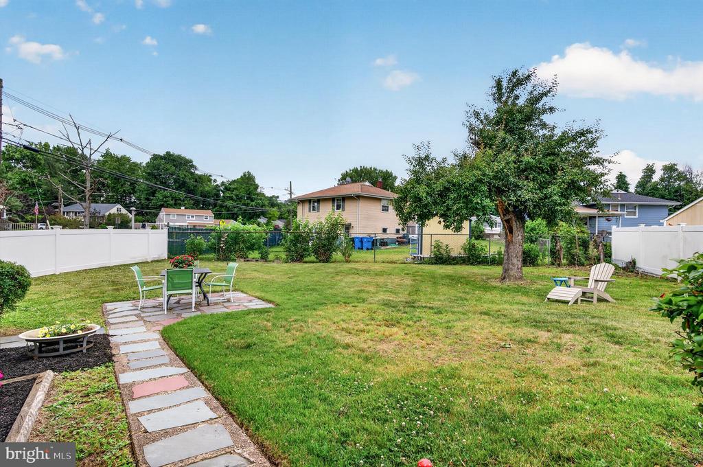 528 LEE ANN ROAD