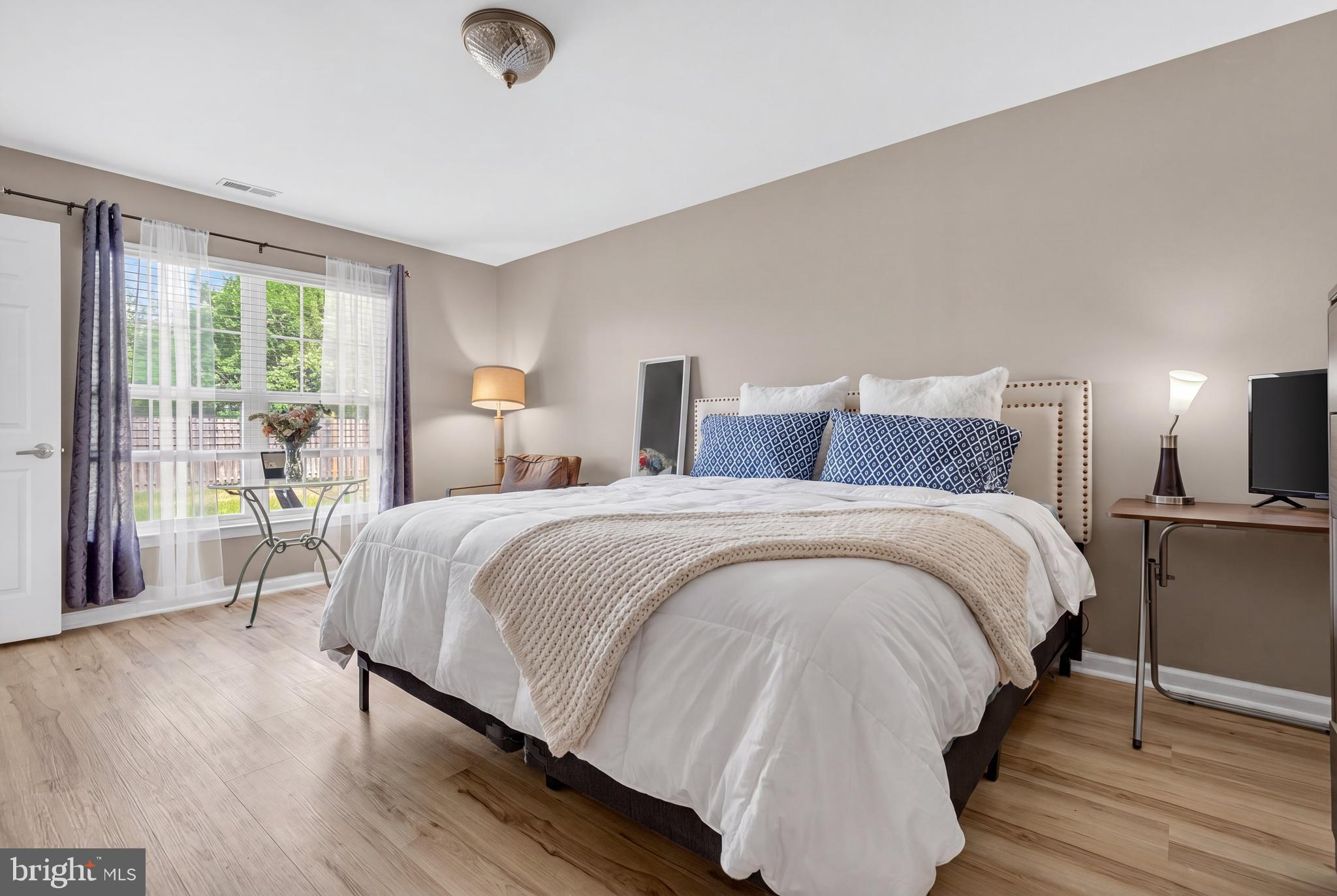 4511 SHAPLEY COURT