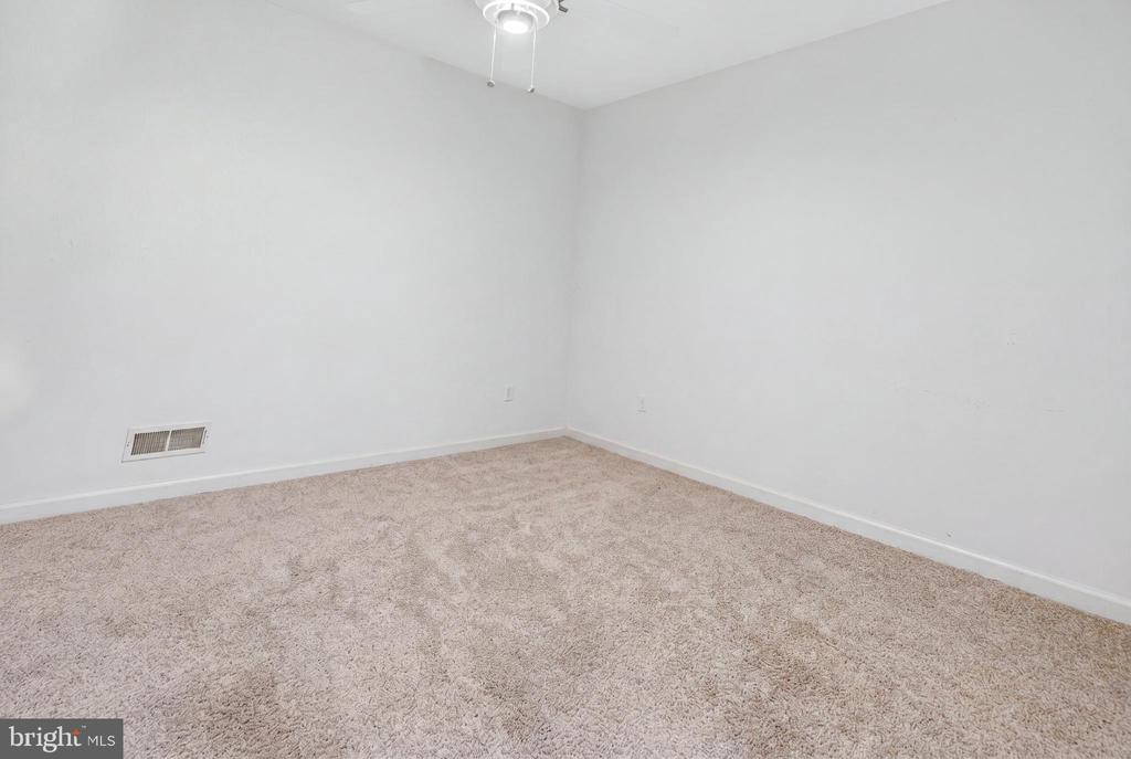 4511 SHAPLEY COURT