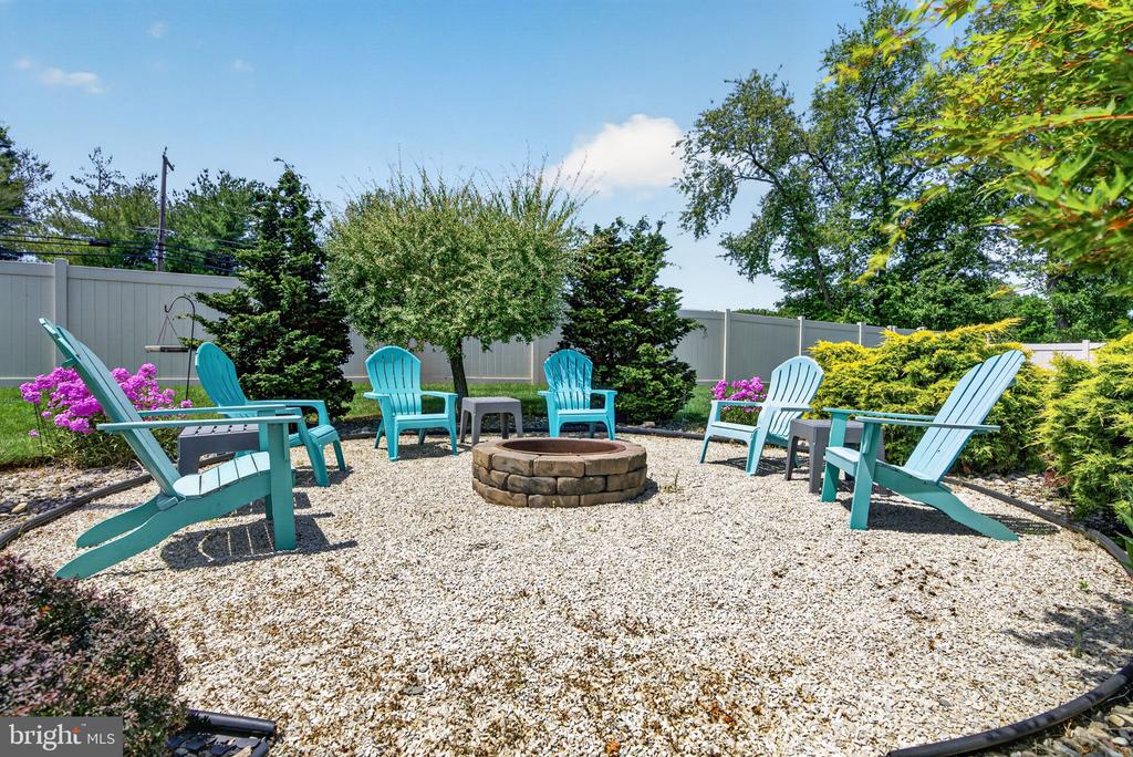 29 BROOKSTONE DRIVE