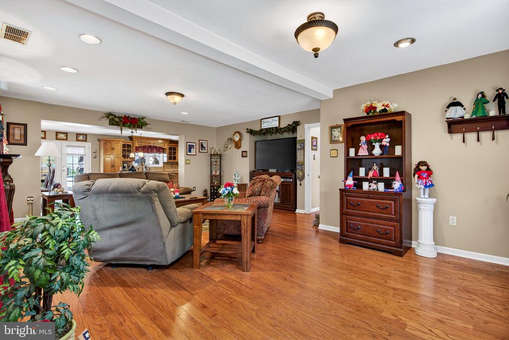 29 BROOKSTONE DRIVE
