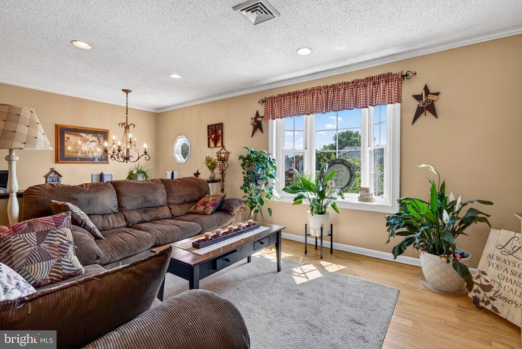 29 BROOKSTONE DRIVE