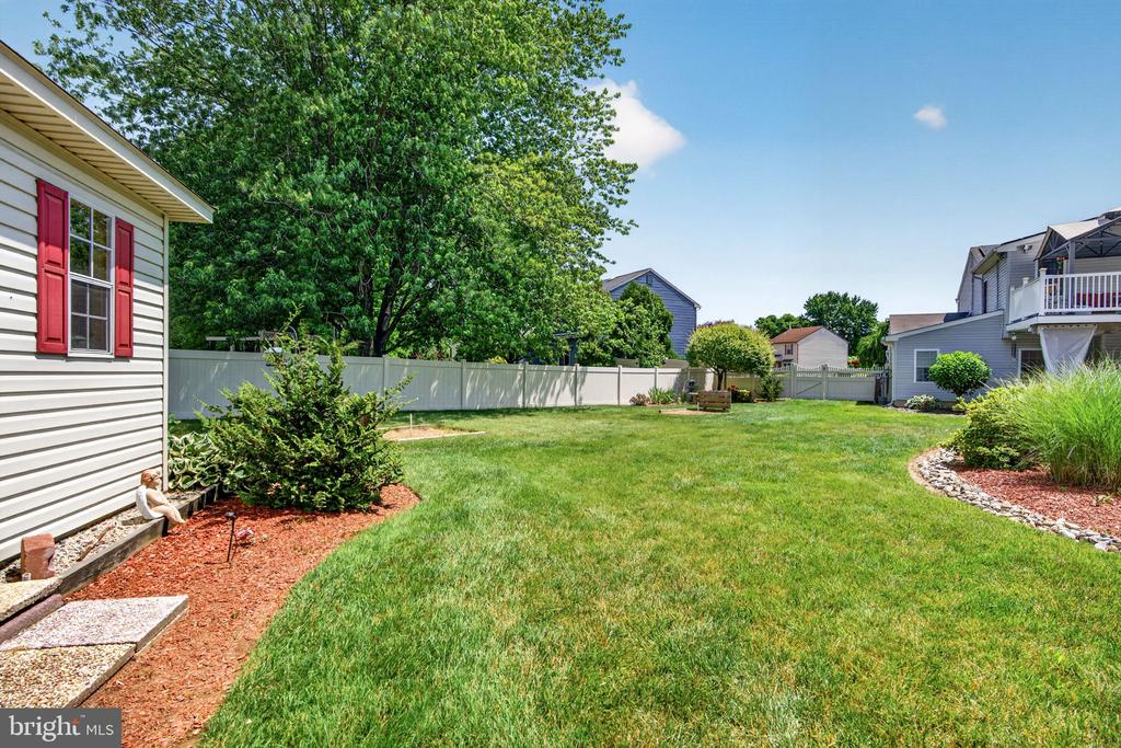 29 BROOKSTONE DRIVE