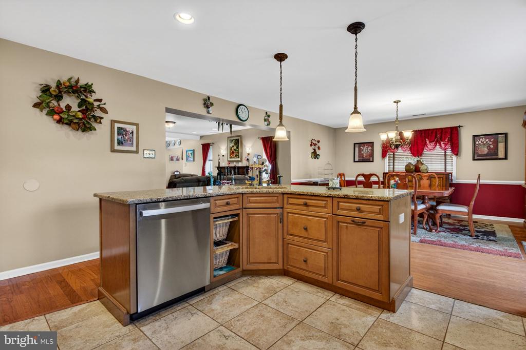 29 BROOKSTONE DRIVE
