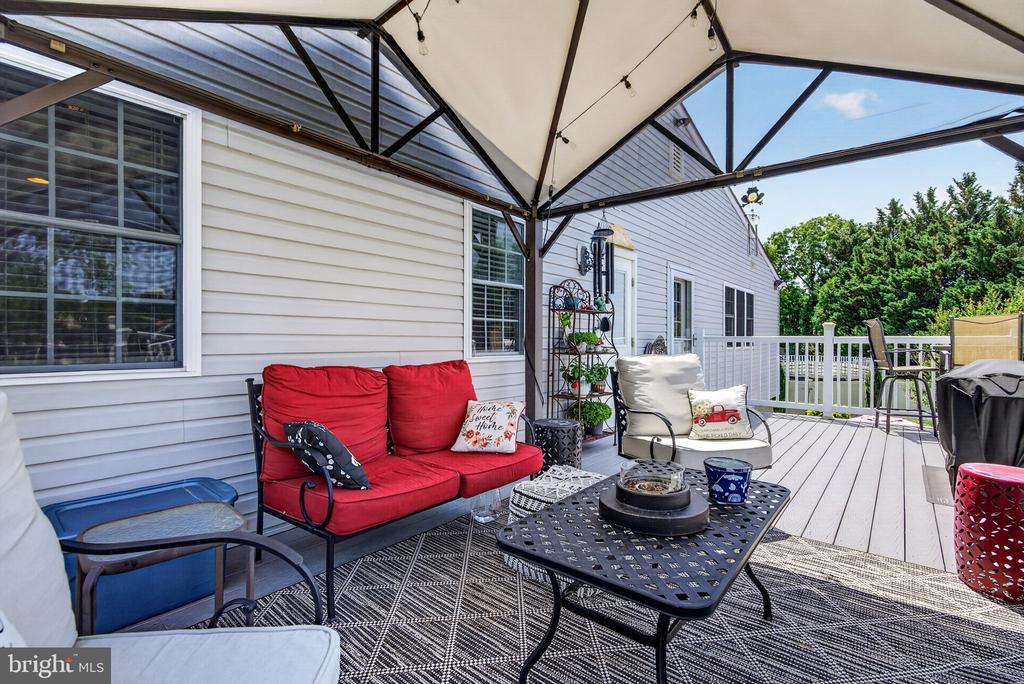 29 BROOKSTONE DRIVE