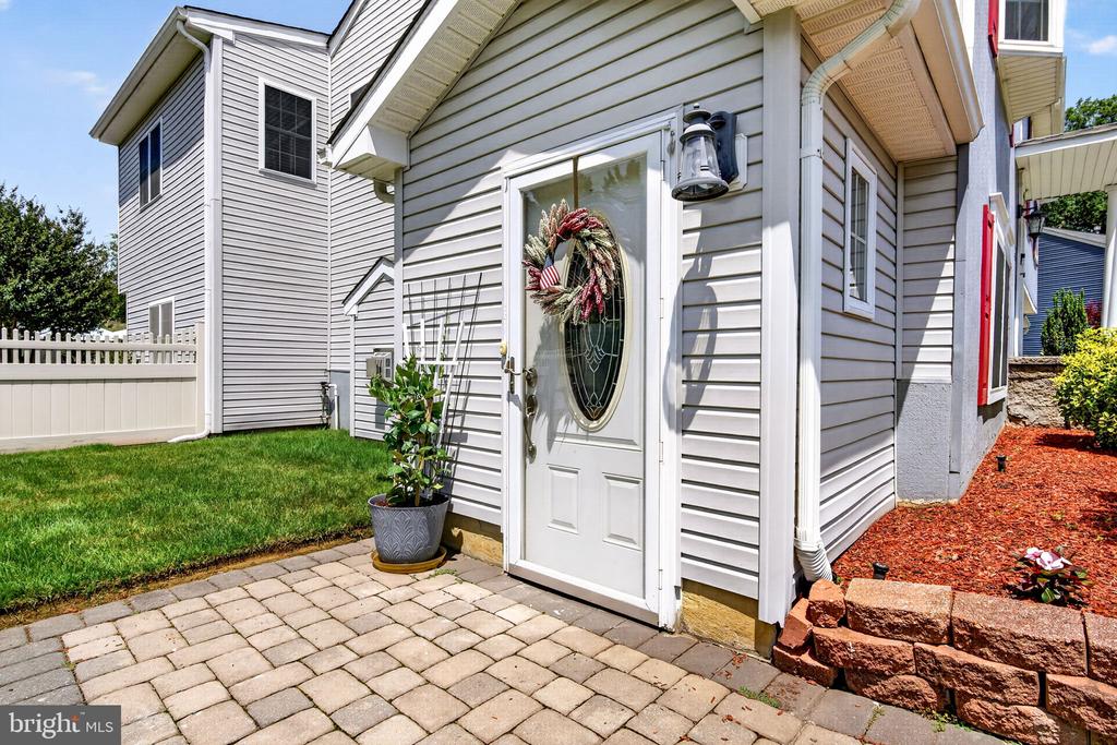 29 BROOKSTONE DRIVE