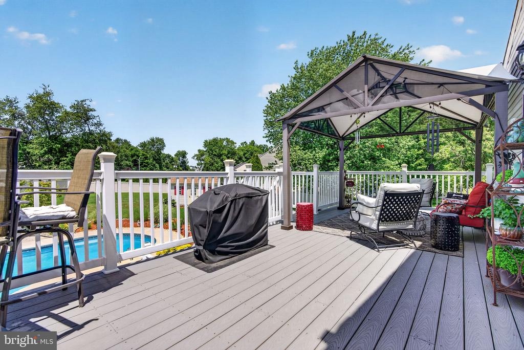 29 BROOKSTONE DRIVE
