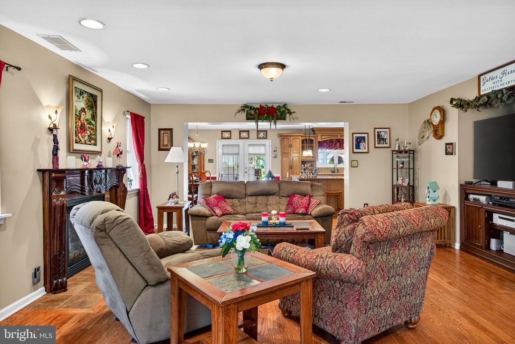 29 BROOKSTONE DRIVE