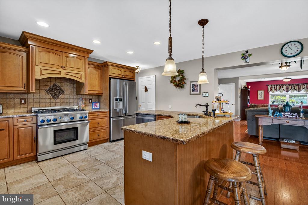 29 BROOKSTONE DRIVE