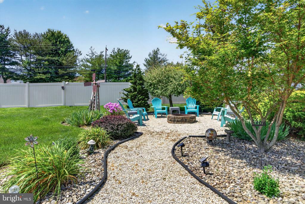 29 BROOKSTONE DRIVE