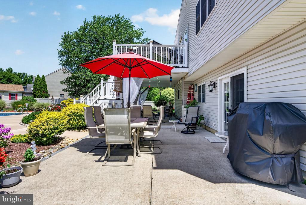29 BROOKSTONE DRIVE