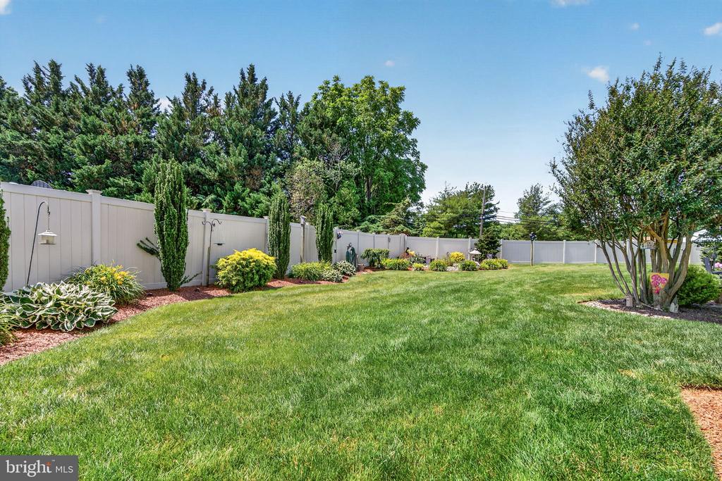 29 BROOKSTONE DRIVE
