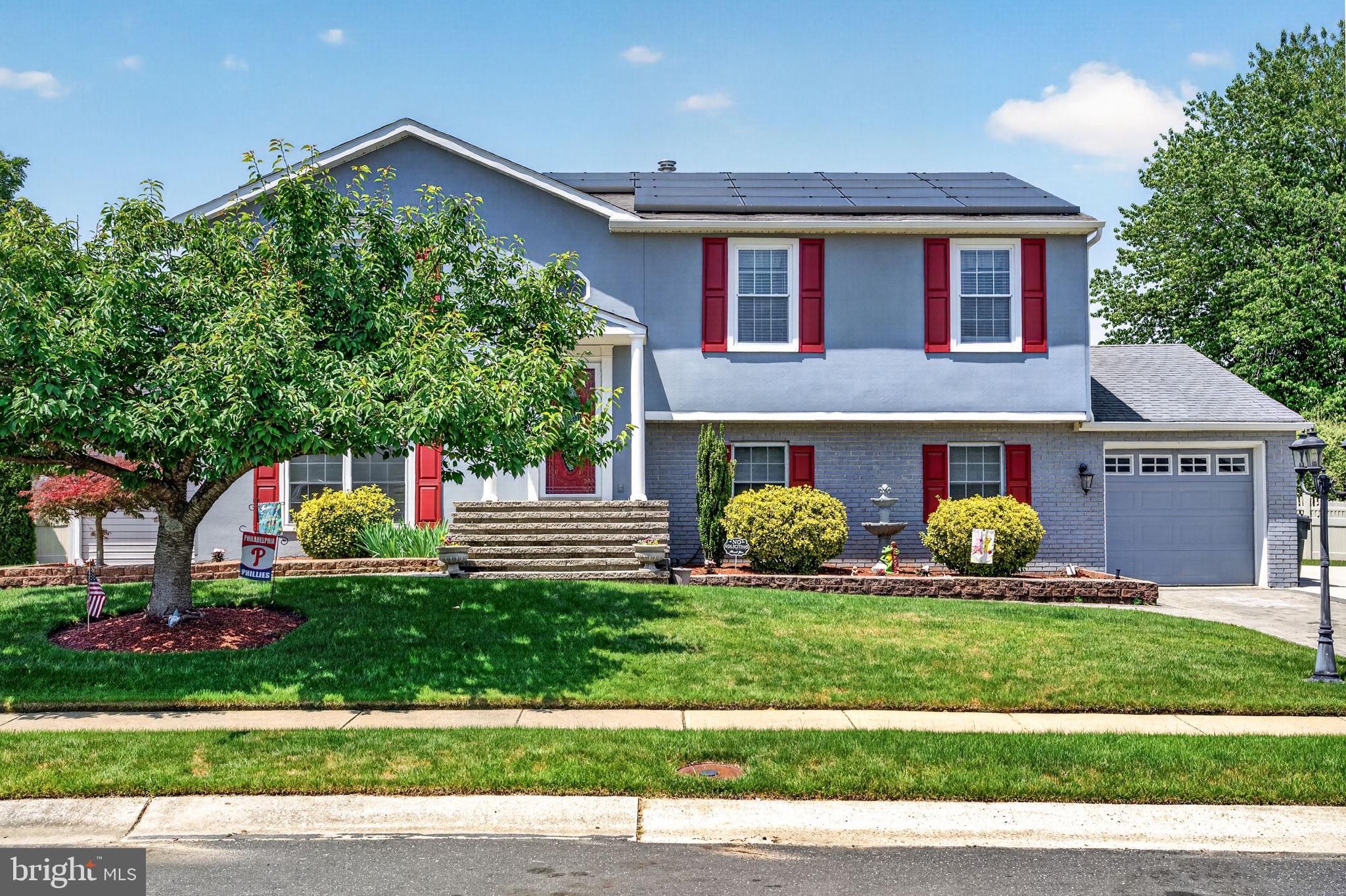 29 BROOKSTONE DRIVE