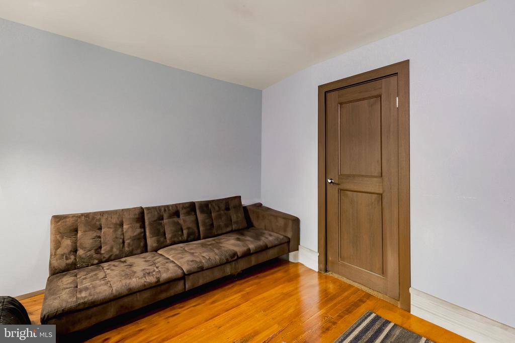 414 FIRST AVENUE