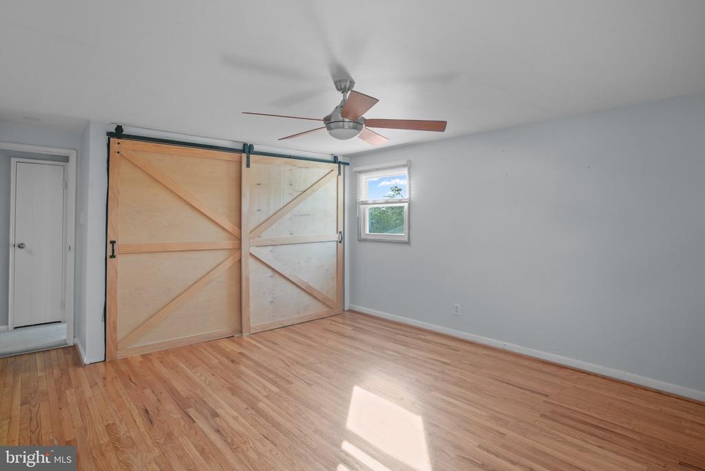 1529 PLEASANT DRIVE