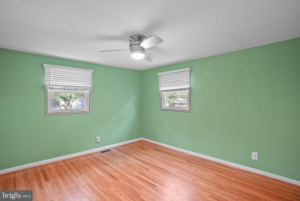 1529 PLEASANT DRIVE