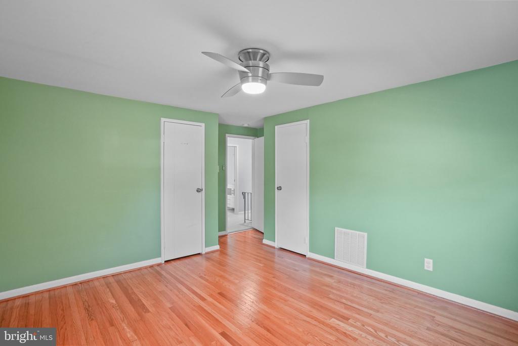 1529 PLEASANT DRIVE