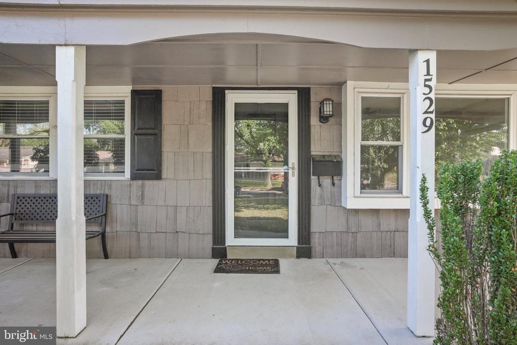 1529 PLEASANT DRIVE