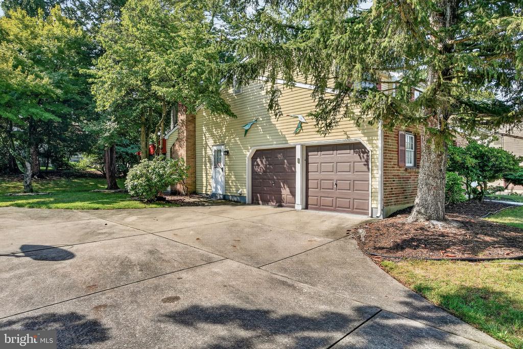 410 QUEEN ANNE ROAD