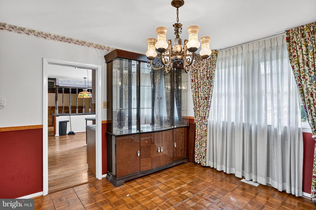 410 QUEEN ANNE ROAD