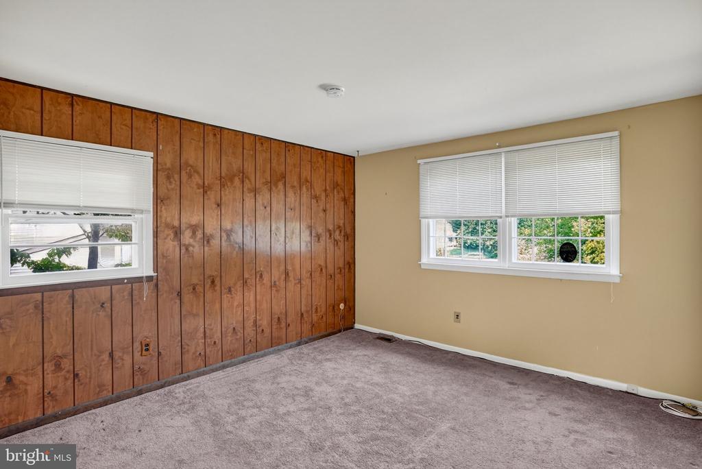 410 QUEEN ANNE ROAD