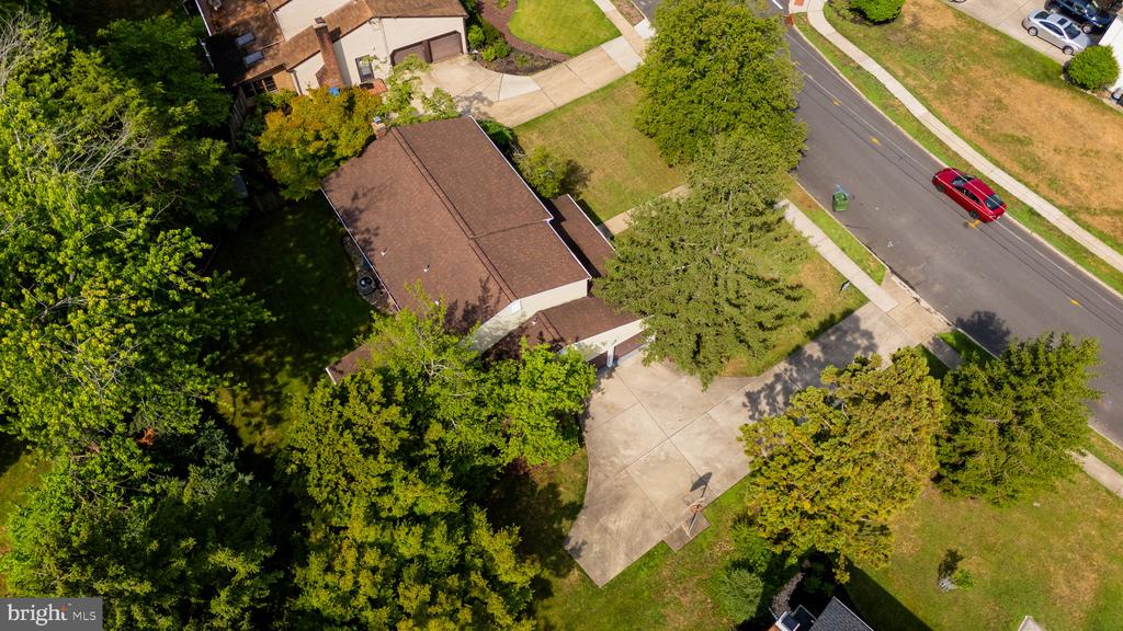 410 QUEEN ANNE ROAD