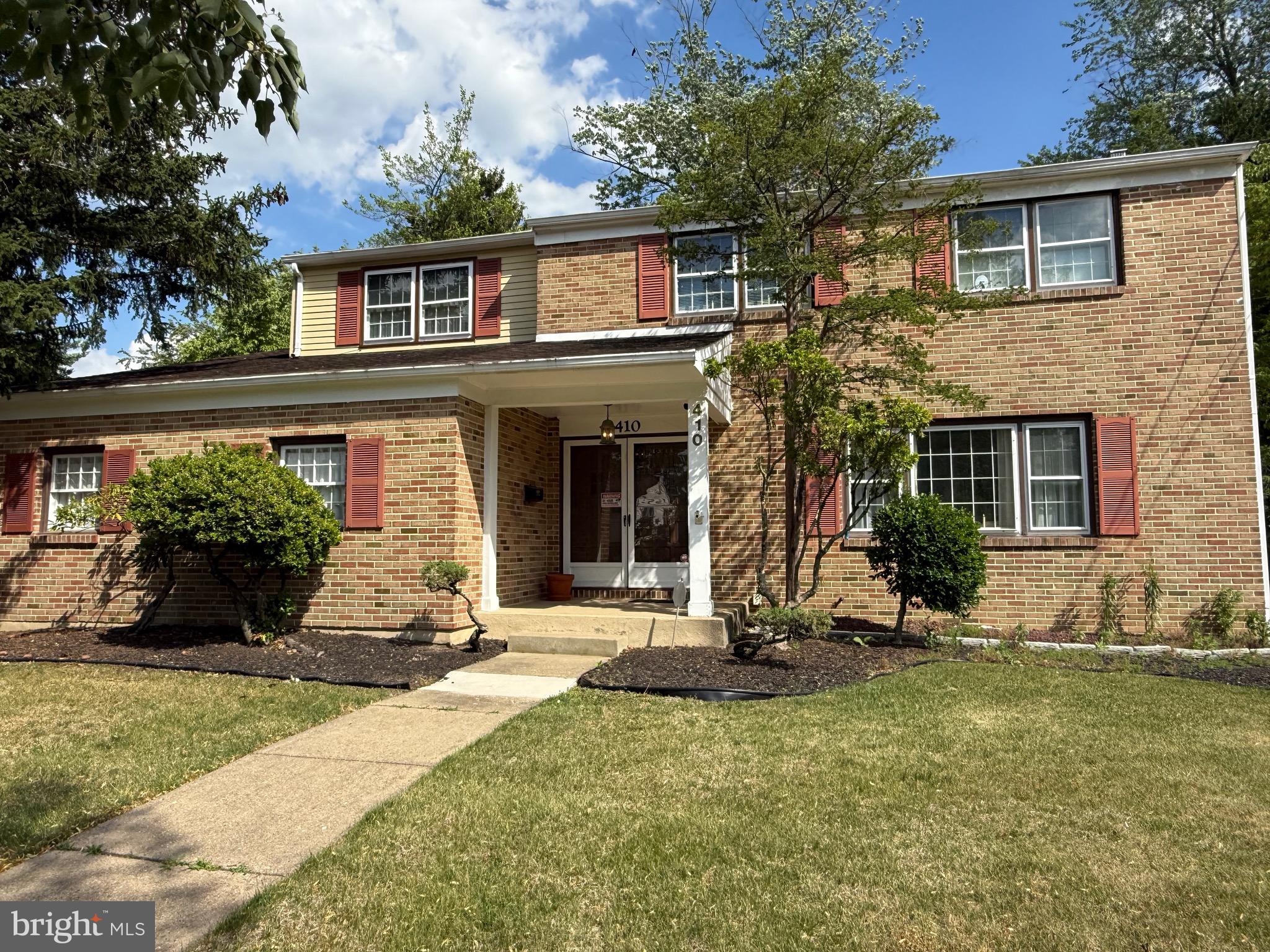 410 QUEEN ANNE ROAD