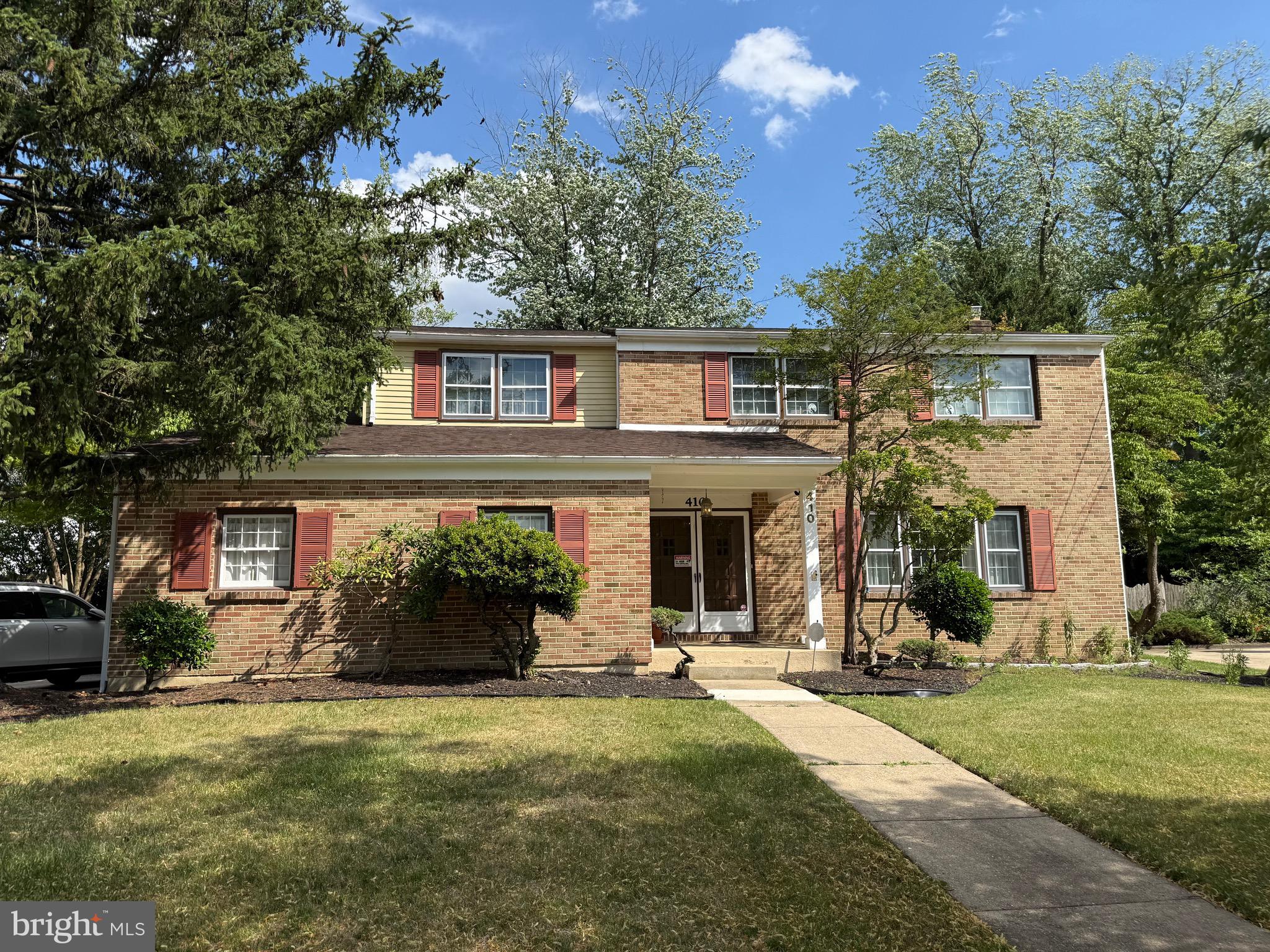 410 QUEEN ANNE ROAD