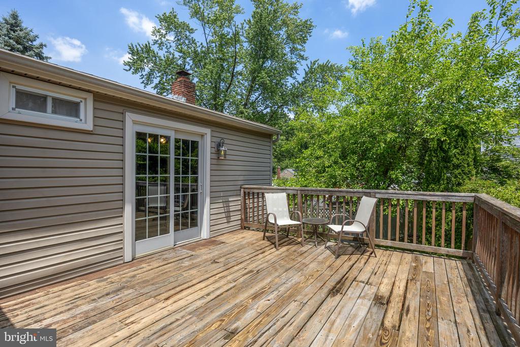 83 LINCOLN DRIVE