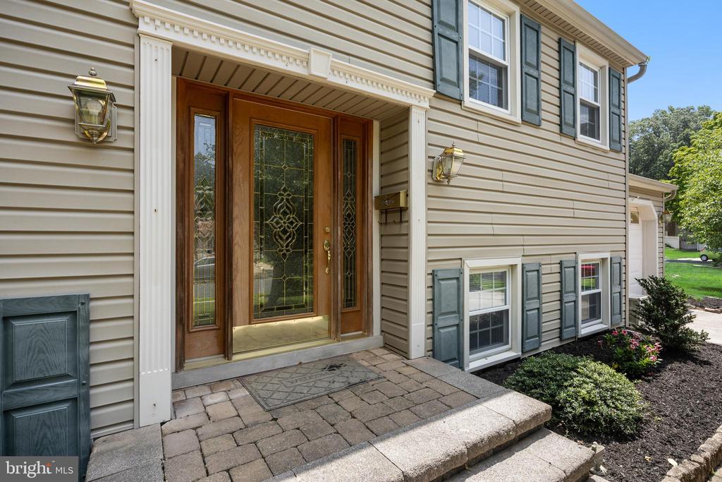 83 LINCOLN DRIVE